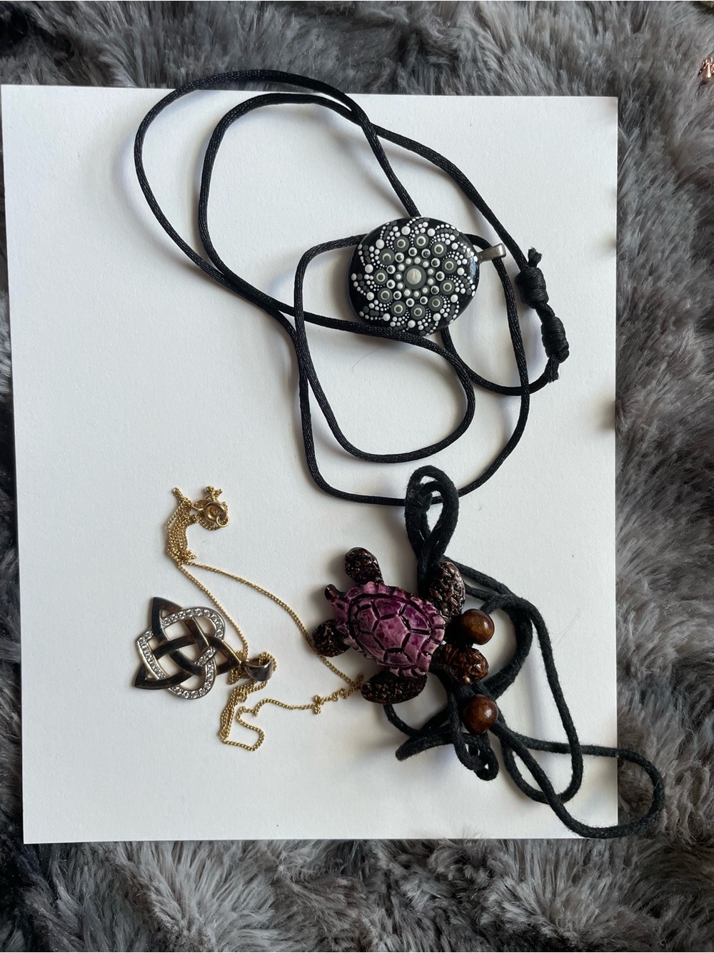 Assorted jewelry - Picture 3 of 5